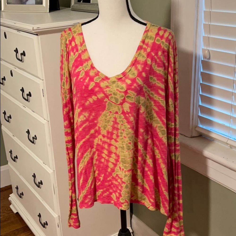 Dear John long sleeved v neck top